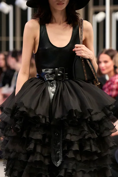 Look 33